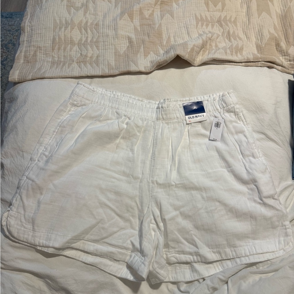 Old Navy White Shorts Relaxed Fit